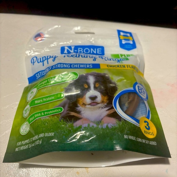 N-Bone Teeny Puppy Teething Rings - Chicken Flavor - 3 Rings - Picture 1 of 6